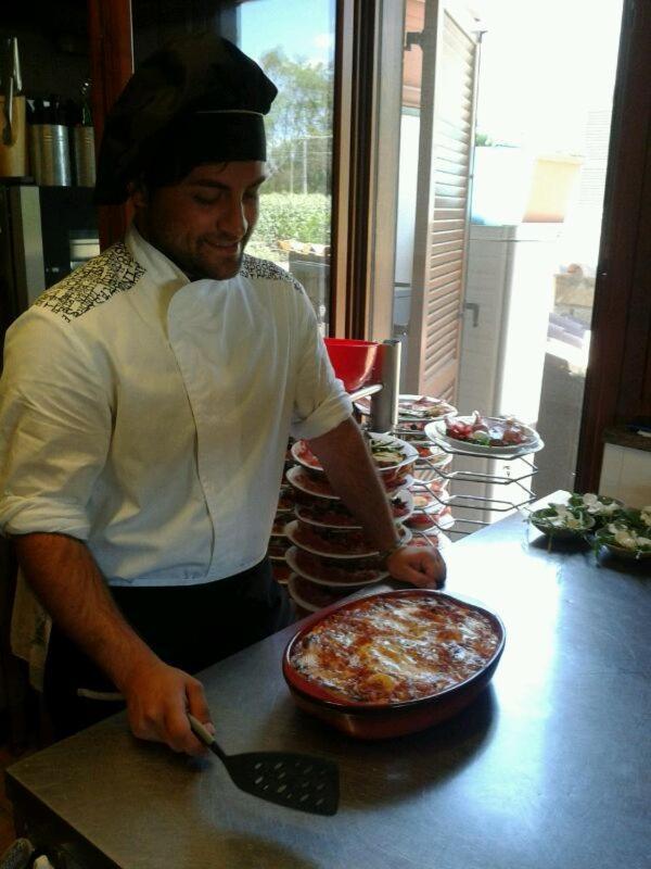 ラディスポリ La Piana Di Alsiumヴィラ エクステリア 写真